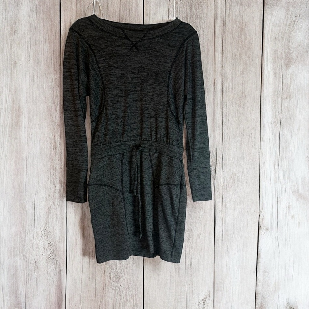 Gray Athleta long sleeve dress with a pocket - XXS (A10)